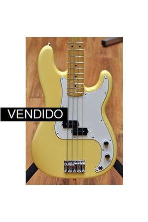 Fender Player Precision Bass Buttercream Fender Player Precision Bass Buttercream